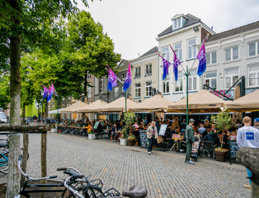 Bedrijfsborrel centrum Den Bosch bij Café CinQ aan de Parade
